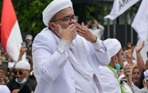 Habib Rizieq Ngaku Terpapar COVID-19 Mulai Dari Bandara, Bukan di Acara Maulid Petamburan