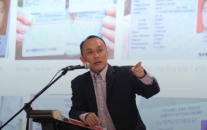 Mendagri Bersama Dukcapil Komitmen Bantu Kaum Transgender Urus Dokumen Kependudukan