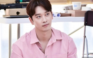 Tak seperti Idol K-Pop Lain, Chansung 2PM Putuskan Batasi Komentar di Instagram Baru