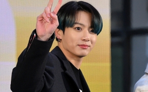 Jungkook BTS Baca Buku Bahasa Inggris, Auto Cengengesan Disuruh Ingat-Ingat Isinya