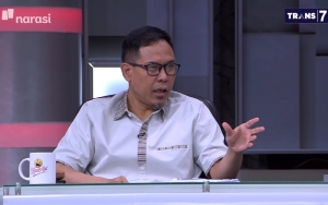 Kuasa Hukum Munarman Ungkap Barang Bukti Diduga Peledak untuk Bersihkan Toilet Masjid