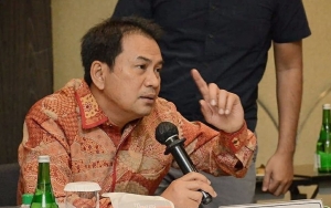 Waket DPR Azis Syamsuddin Dicegah ke Luar Negeri Selama 6 Bulan Usai Digeledah KPK