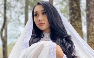 Lucinta Luna Bikin Heboh Pamer Test Pack Positif, Suara Saat Muntah-muntah Justru Disorot