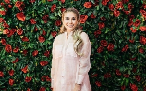 Nikita Mirzani Pamer Cincin Persahabatan dengan Olla Ramlan Usai Sempat Singgung Inisial OR