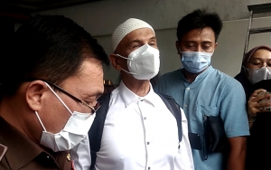 Resmi Jadi Tahanan Kota, Mark Sungkar Ungkap Alasan Zaskia Tak Hadir Untuk Menjemputnya