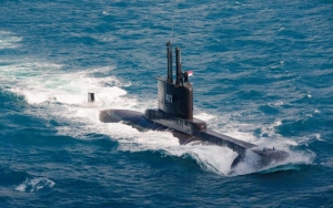 TNI AL Bersama Sejumlah Perusahaan Serahkan Bantuan Rp 720 juta Ke Keluarga Kru KRI Nanggala-402