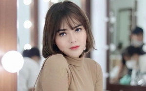 Amanda Manopo Bareng Pemain 'Ikatan Cinta' Lain Bagi-bagi THR di Lokasi Syuting, Direspons Begini