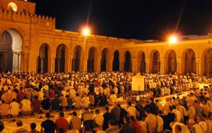 Klaster Tarawih Sebabkan Puluhan Jemaah di Banyuwangi Positif Corona, 6 Orang Meninggal Dunia