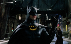 Film 'The Flash' Diduga Bakal Bawa Kembali Kisah Gotham City Karya Tim Burton