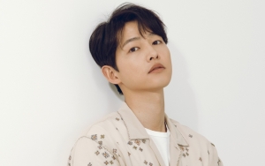 Baeksang Arts Awards 2021: Penampilan Song Joong Ki Buat Jurnalis Gagal Move On 'Vincenzo' 