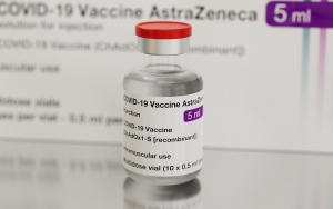Hampir 450 Ribu Dosis Vaksin AstraZeneca Setop Diedarkan di RI, Imbas Dugaan KIPI Pembekuan Darah?