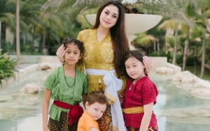 Celine Evangelista Rayakan Lebaran, Begini Respon Saat Anak-Anaknya Pertanyakan Agama dan Tuhan