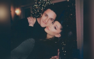 Resmi Menikah, Ariana Grande Ternyata Dapat Cincin Kawin Mewah Rancangan Sang Suami Sendiri