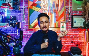Denny Darko Soroti Perang Status Rizki DA dan Nadya, Kedok Pencitraan Demi Belas Kasihan?