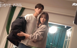 Han So Hee Jatuh Ke Pelukan Song Kang, Teaser 'Nevertheless' Tunjukkan Awal Mula Percintaan