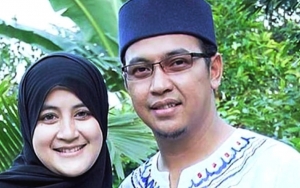 Dipukuli dan Dipoligami Ustaz Jeffry Al Buchori, Umi Pipik: Kita Berdua Bukan Orang Suci