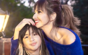 Putri Sulung Pilih Main Bareng Teman, Nia Ramadhani: Gue Gak Seru Ya?
