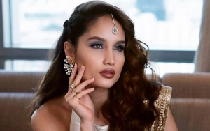 Cinta Laura Cerita Momen Tak Terduga Saat Foto Selfie, Alasan Jarang Unggah Postingan Baru Terungkap