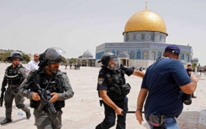 Baru Gencatan Senjata, Polisi Israel Dampingi Umat Yahudi Duduki Masjid Al-Aqsa