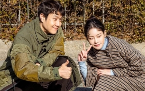 Jadi Pasangan Unik, Jung Woo dan Oh Yeon Seo Saling Puji Akting di 'Mad for Each Other'