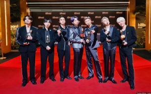 BTS Sukses Bawa Pulang 3 Piala 'iHeartRadio Awards 2021', Salah Satunya Kategori Untuk Fans