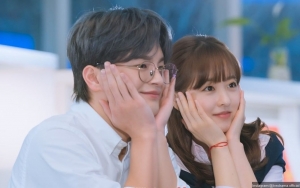 Hampir Peluk, Seo In Guk Tak Tega Park Bo Young Dapatkan Sikap Dingin Karakternya di BTS Drama