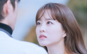 Park Bo Young Jelaskan Pekerjaan Karakternya di 'Doom At Your Service', Berharap Naik Gaji