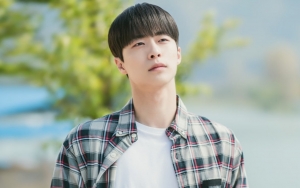 Jadi Pemuda Dingin, Ini Kemiripan Bae In Hyuk dengan Karakternya di 'Blue Spring From A Distance'
