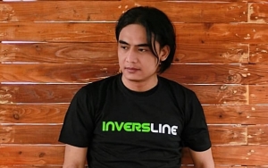 Tak Lagi Hitam Belah Tengah, Charly Van Houten Kini Pamer Gaya Rambut Baru Bikin Histeris