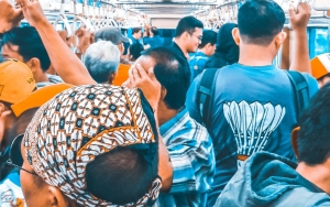 KAI Commuter Minta Maaf Soal Respons Aduan Pelecehan Seksual di KRL