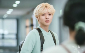 Park Jihoon Jadi Mahasiswa Populer, Produser 'Blue Spring From A Distance' Bocorkan Detail Karakter