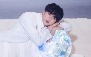 Jin Pernah Dapat Kado Natal Mengejutkan dari Member BTS Ini