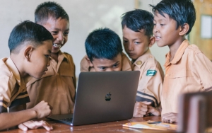 Sekolah Tatap Muka Digelar Juli Nanti, KPAI Minta Pemda Tak Tutupi Data Kasus COVID-19