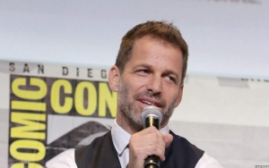 Zack Snyder Buka Suara Tanggapi Rumor Bakal Sutradarai Reboot 'Ghost Rider'