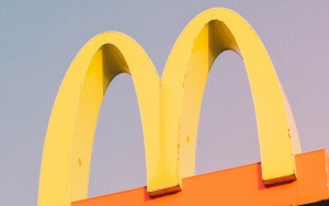 BTS Meal Picu Kerumunan Di Gerai McDonald's, Polri Turun Tangan