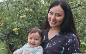 Dinasihati Soal Mitos Empeng, Asmirandah Beber Bukti Foto Cantik 2 Keponakan