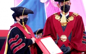 Megawati Resmi Terima Gelar Profesor Kehormatan, Ucapan Selamat Jadi Trending Topic