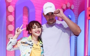 Ayu Ting Ting Tampil Berhijab, Robby Purba 'Ngebet' Ingin Nikahi