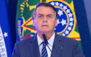Presiden Jair Bolsonaro Dicemooh Saat Naik Pesawat, Santai Beri Balasan Menohok