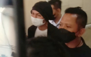 Anji Irit Bicara Sambil Tebar Senyuman, Sikap Saat Diringkus Karena Narkoba Terungkap