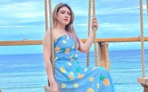 Via Vallen Go Public Nyender Mesra di Pundak 'Pacar Bertato', Wajah Mirip Ariel NOAH?