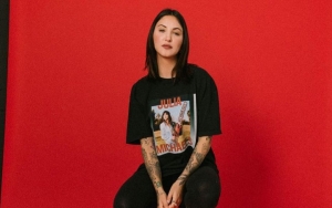 Julia Michaels Percaya Diri Pamer Foto Tak Biasa Ini, Potret Bulu Ketiak Lebat Bikin Salfok