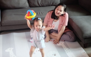 Mona Ratuliu Posting Foto Tak Biasa Baby Numa Sedang Rewel, Ternyata Ada Alasan Haru Dibaliknya