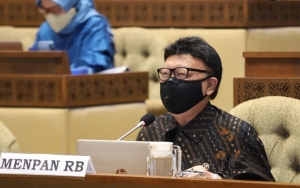 MenPAN-RB Tjahjo Kumolo Tegaskan Pemerintah Tak Bahas Opsi Lockdown Seluruh Kantor Kementerian
