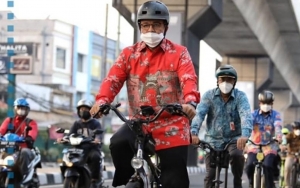 Gubernur DKI Jakarta Enggan Komentar, Pesepeda Justru Kritik Wacana Pembongkaran Jalur Sepeda