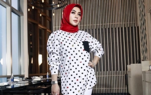 Syahrini Banjir Dukungan Saat Minta Didoakan Agar Istikamah Dalam Berhijab