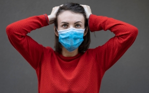 Hampir 5.000 Kasus Aktif Baru Hari Ini, Bukti Masker Kain Sudah Tak Ampuh?