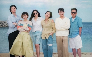 Lee Ji Ah hingga Lee Dong Wook Asyik Jalankan Bar di Tepi Pantai 'The Sea I Desire'