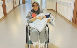 Mantan Istri Siri Bambang Pamungkas Melahirkan Ditemani Tetangga, Ungkap Harapan Ini Untuk Sang Bayi