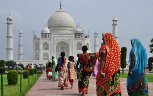 India Uji Terbangkan Drone Jarak Jauh untuk Pengiriman Vaksin COVID-19
